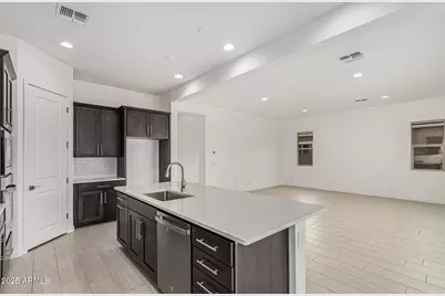 18176 W Watkins Street, Goodyear, AZ 85338 - Photo 11