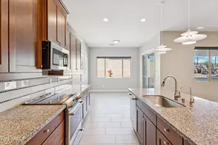 9916 W Redbird Rd, Peoria, AZ 85383 - Photo 7