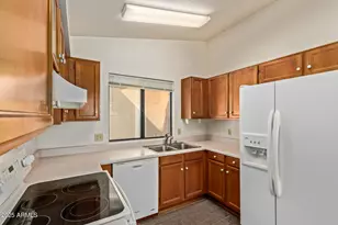 3702 W Marconi Ave, Phoenix, AZ 85053 - Photo 11