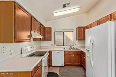 3702 W Marconi Avenue, Phoenix, AZ 85053 - Photo 9