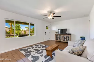 3313 N 43rd Pl, Phoenix, AZ 85018 - Photo 3