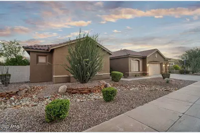 2209 E Leo Place, Chandler, AZ 85249 - Photo 3