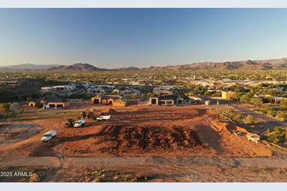 612 E Tanglewood Trail, Phoenix, AZ 85085 - Photo 13