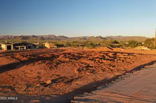 612 E Tanglewood Trl, Phoenix, AZ 85085 - Photo 11