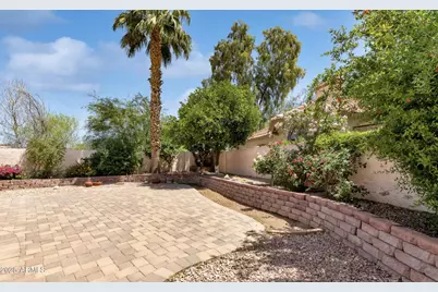8824 E Mescal Street, Scottsdale, AZ 85260 - Photo 11
