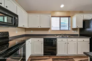 2992 E Blue Ridge Way, Gilbert, AZ 85298 - Photo 7