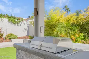 5802 E Gelding Dr, Scottsdale, AZ 85254 - Photo 21