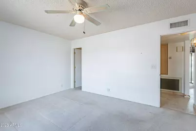 8147 E Lakeview Avenue, Mesa, AZ 85209 - Photo 35