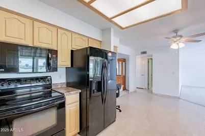 8147 E Lakeview Avenue, Mesa, AZ 85209 - Photo 21