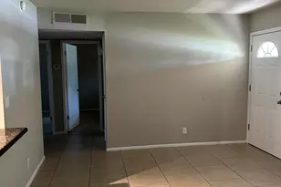 2525 S College Ave, Tempe, AZ 85282 - Photo 9