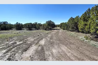 1639 Silver Lake Boulevard #012B, Show Low, AZ 85901 - Photo 9