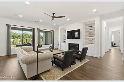 2480 E Haymore Street, Gilbert, AZ 85298 - Photo 7