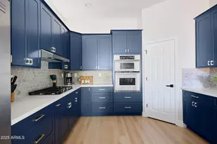 3202 E Orange Dr, Phoenix, AZ 85018 - Photo 13