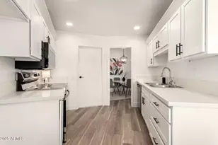 16869 N 103rd Ave, Sun City, AZ 85351 - Photo 7