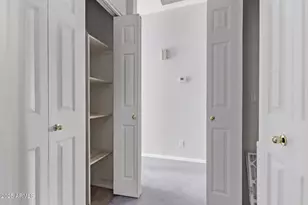 1633 E Lakeside Dr, Gilbert, AZ 85234 - Photo 21