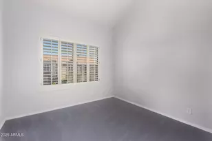 1633 E Lakeside Dr, Gilbert, AZ 85234 - Photo 19