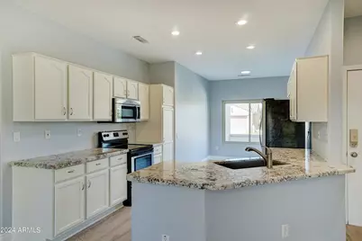 16457 W Rock Springs Lane, Surprise, AZ 85374 - Photo 7