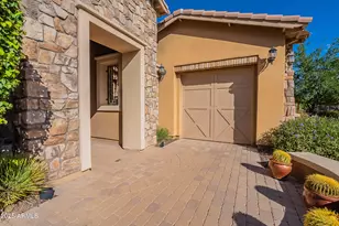 12828 W Oyer Ln, Peoria, AZ 85383 - Photo 5