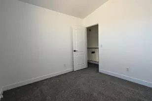 3829 E Irma Ln, Phoenix, AZ 85050 - Photo 15