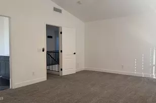 3829 E Irma Ln, Phoenix, AZ 85050 - Photo 17