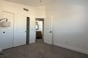 3829 E Irma Ln, Phoenix, AZ 85050 - Photo 11