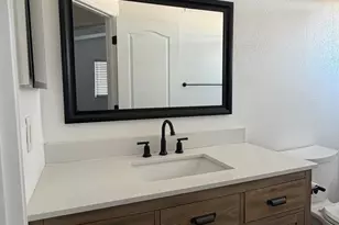 3829 E Irma Ln, Phoenix, AZ 85050 - Photo 13