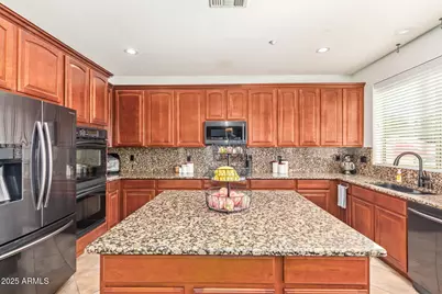 15527 W Minnezona Avenue, Goodyear, AZ 85395 - Photo 15