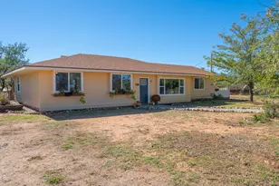 7452 E Nevada Dr, Hereford, AZ 85615 - Photo 3