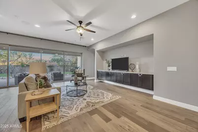 4254 E Valencia Drive, Phoenix, AZ 85042 - Photo 11