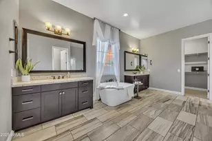 4254 E Valencia Dr, Phoenix, AZ 85042 - Photo 5