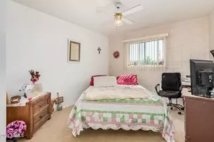 5858 W Minnezona Ave, Phoenix, AZ 85031 - Photo 15