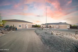 1532 N Roadrunner Rd, Apache Junction, AZ 85119 - Photo 1