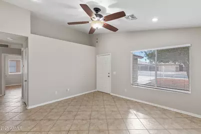 8658 E Capri Avenue, Mesa, AZ 85208 - Photo 11