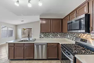 8658 E Capri Ave, Mesa, AZ 85208 - Photo 17