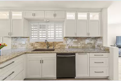 3547 W Fallen Leaf Lane, Glendale, AZ 85310 - Photo 13