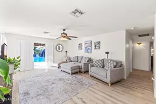 3547 W Fallen Leaf Ln, Glendale, AZ 85310 - Photo 3