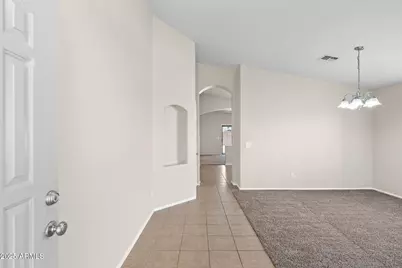 8410 S 49th Lane, Laveen, AZ 85339 - Photo 9