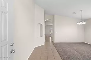 8410 S 49th Ln, Laveen, AZ 85339 - Photo 9