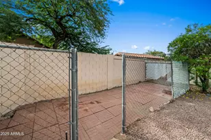 1204 E Glencove Cir, Mesa, AZ 85203 - Photo 41