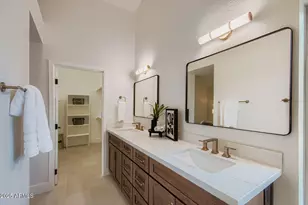 10580 E San Salvador Dr, Scottsdale, AZ 85258 - Photo 17