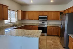 1853 E Shannon St, Chandler, AZ 85225 - Photo 9