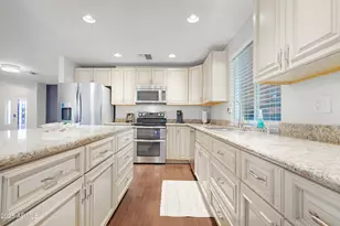 9102 E Lakeview Dr, Sun Lakes, AZ 85248 - Photo 13