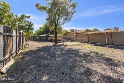 340 W Lindbergh Avenue, Coolidge, AZ 85128 - Photo 23