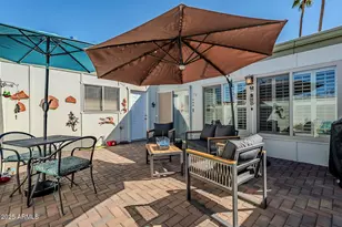 10010 W Royal Oak Rd, Sun City, AZ 85351 - Photo 5