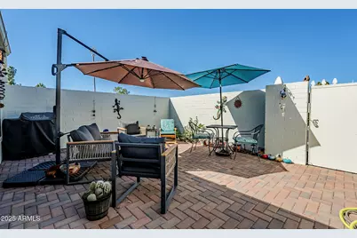 10010 W Royal Oak Road #R, Sun City, AZ 85351 - Photo 23