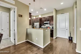 7291 N Scottsdale Rd, Paradise Valley, AZ 85253 - Photo 9