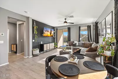 17699 W Daley Lane, Surprise, AZ 85387 - Photo 5