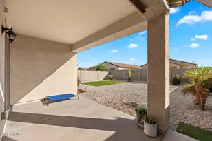 17699 W Daley Ln, Surprise, AZ 85387 - Photo 15