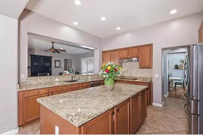 30244 N 124th Drive, Peoria, AZ 85383 - Photo 11