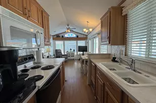 421 E Ocotillo Dr, Florence, AZ 85132 - Photo 3